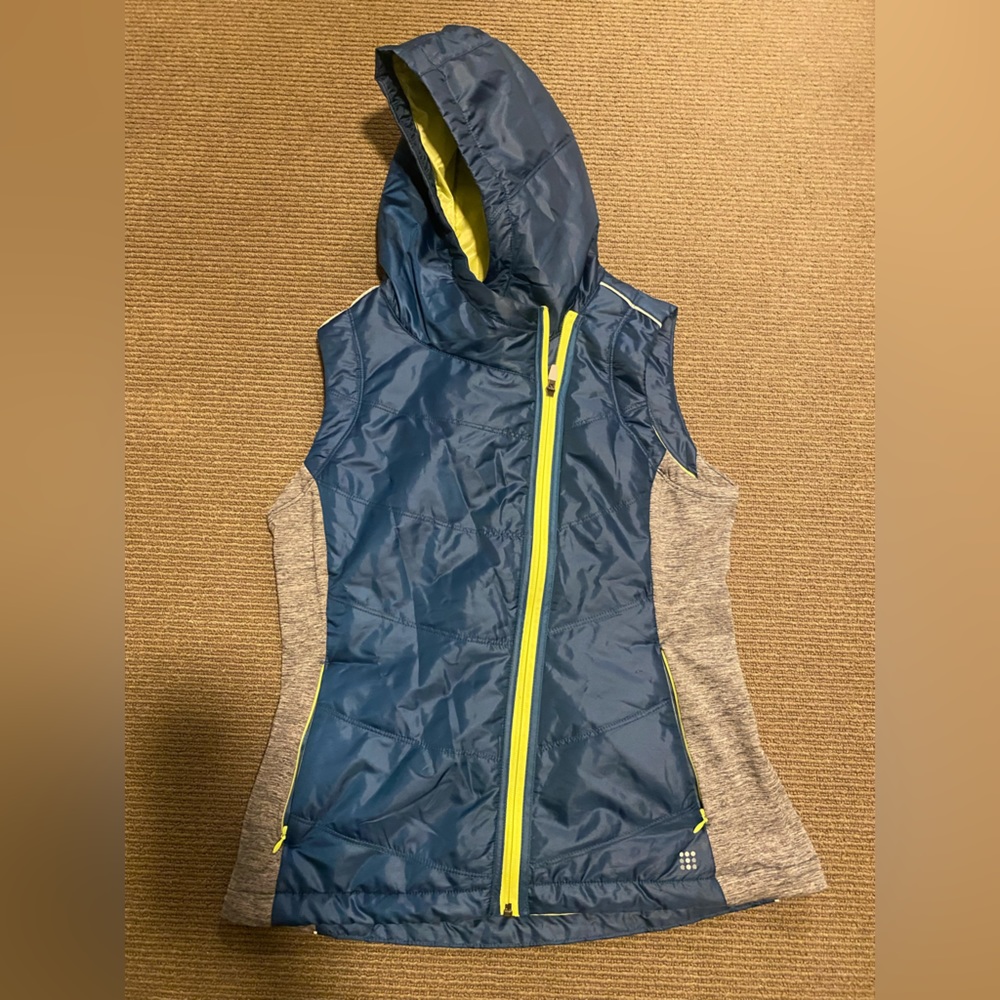 Title Nine Women’s vest
